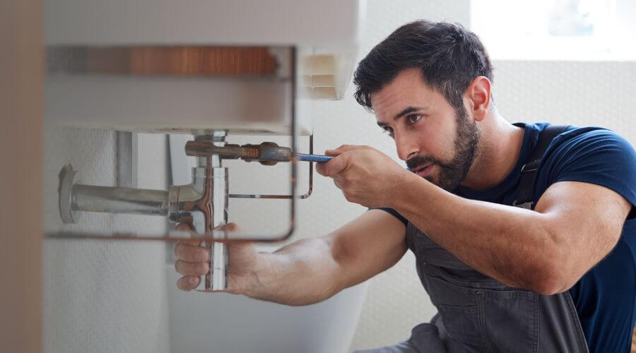 Gas water heater repair in Merom, IN